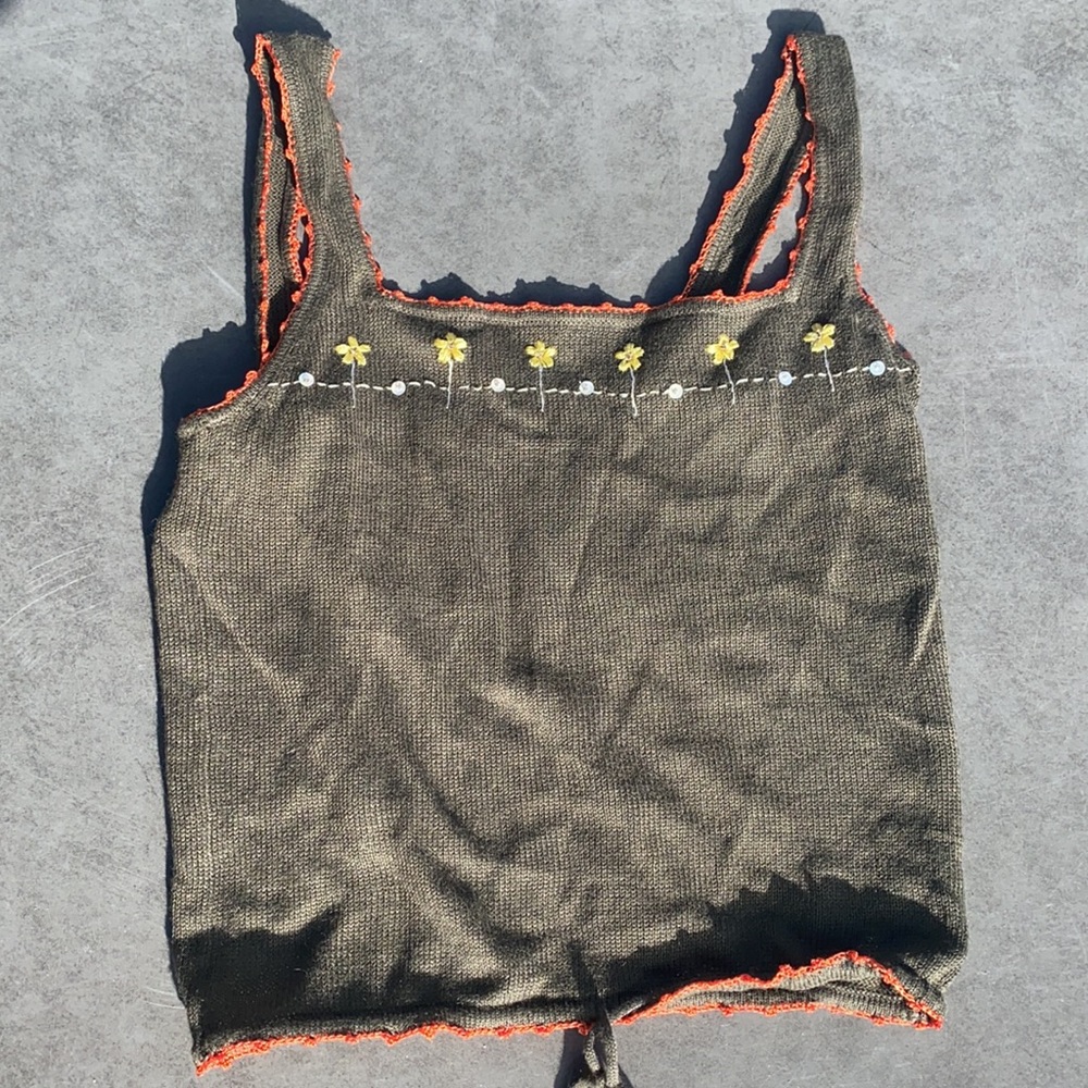 Beautiful unique vintage knit crop top